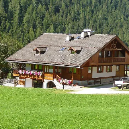 Cesa Galaldriel-2 By Interhome *